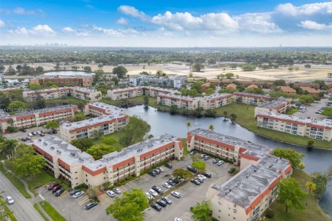 Купить кондоминиум в Санрайз, Флорида 1 спальня, 59.46м2, № 1979869 - фото 28