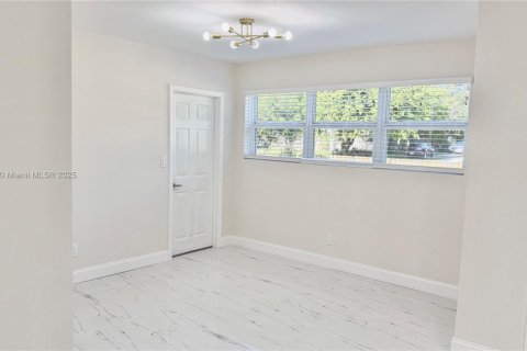 Villa ou maison à vendre à West Park, Floride: 3 chambres, 136.94 m2 № 1952928 - photo 17