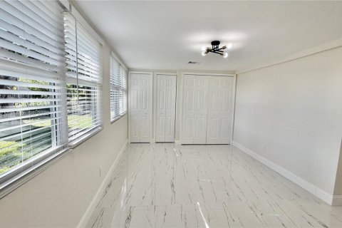 Villa ou maison à vendre à West Park, Floride: 3 chambres, 136.94 m2 № 1952928 - photo 21