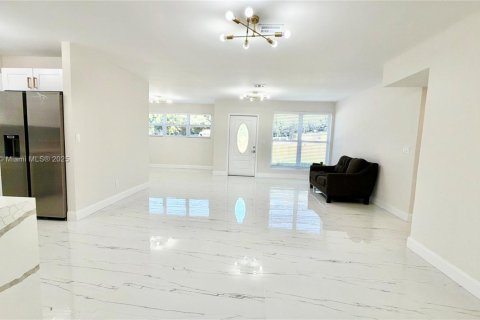 Villa ou maison à vendre à West Park, Floride: 3 chambres, 136.94 m2 № 1952928 - photo 7