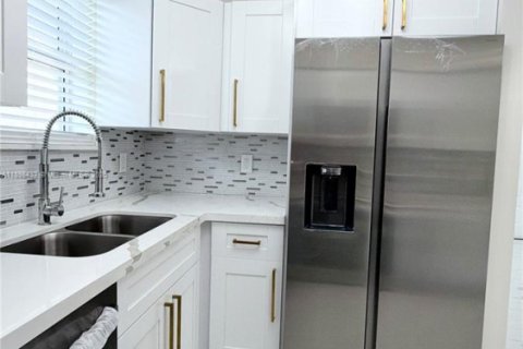 Villa ou maison à vendre à West Park, Floride: 3 chambres, 136.94 m2 № 1952928 - photo 28