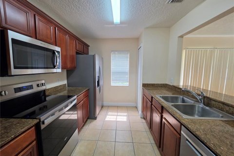 House in Valrico, Florida 3 bedrooms, 130.81 sq.m. № 2395826 - photo 10