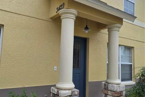 House in Valrico, Florida 3 bedrooms, 130.81 sq.m. № 2395826 - photo 2