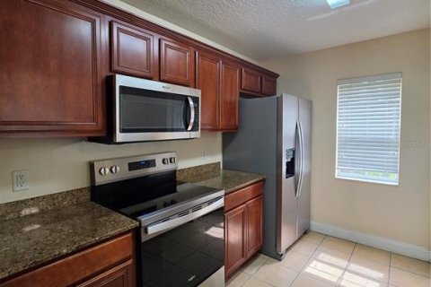House in Valrico, Florida 3 bedrooms, 130.81 sq.m. № 2395826 - photo 8