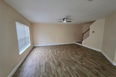 House in Valrico, Florida 3 bedrooms, 130.81 sq.m. № 2395826 - photo 4