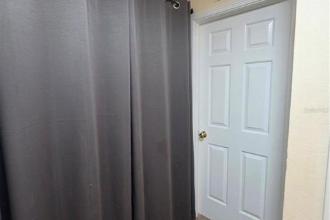 House in Valrico, Florida 3 bedrooms, 130.81 sq.m. № 2395826 - photo 18