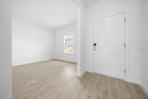 Villa ou maison à louer à Ocala, Floride: 3 chambres, 158.21 m2 № 1866627 - photo 3