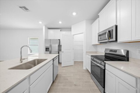 Villa ou maison à louer à Ocala, Floride: 3 chambres, 158.21 m2 № 1866627 - photo 8