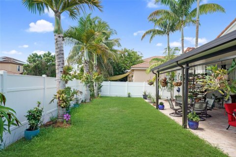 House in Homestead, Florida 3 bedrooms, 130.25 sq.m. № 2086867 - photo 30