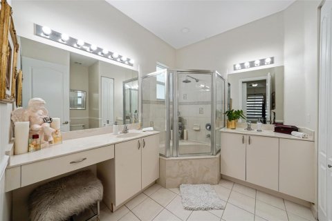 House in Homestead, Florida 3 bedrooms, 130.25 sq.m. № 2086867 - photo 25