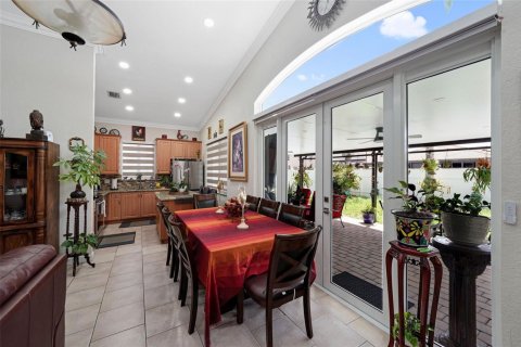 House in Homestead, Florida 3 bedrooms, 130.25 sq.m. № 2086867 - photo 10