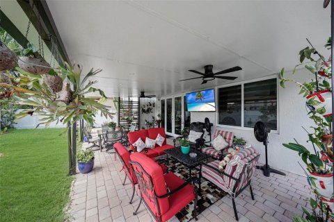 House in Homestead, Florida 3 bedrooms, 130.25 sq.m. № 2086867 - photo 29
