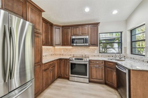 House in Oldsmar, Florida 3 bedrooms, 149.57 sq.m. № 1520421 - photo 30