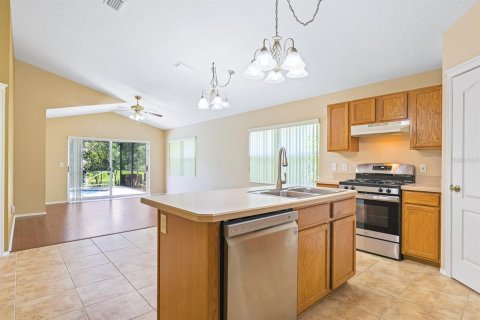 Villa ou maison à louer à Fish Hawk, Floride: 3 chambres, 120.77 m2 № 2383687 - photo 7