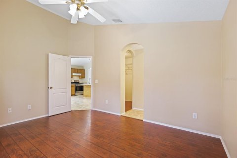 Villa ou maison à louer à Fish Hawk, Floride: 3 chambres, 120.77 m2 № 2383687 - photo 6