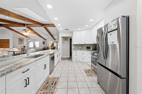 Casa en venta en Homosassa, Florida, 3 dormitorios, 225.94 m2 № 2211079 - foto 18