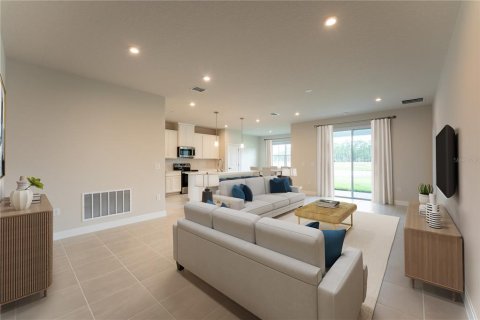 House in New Smyrna Beach, Florida 3 bedrooms, 176.51 sq.m. № 2150267 - photo 4