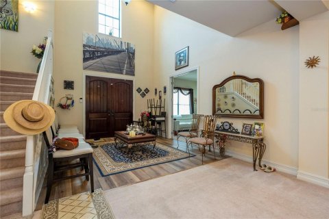 House in Orlando, Florida 4 bedrooms, 414.34 sq.m. № 1866422 - photo 11