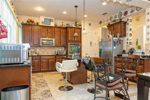 House in Orlando, Florida 4 bedrooms, 414.34 sq.m. № 1866422 - photo 19