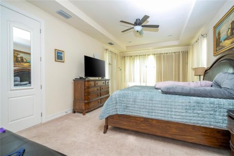 House in Orlando, Florida 4 bedrooms, 414.34 sq.m. № 1866422 - photo 24