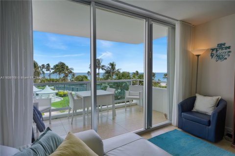 Condominio en alquiler en Miami Beach, Florida, 2 dormitorios, 95.69 m2 № 1921933 - foto 7