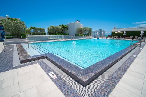 Hôtel, hôtellerie à vendre à Hollywood, Floride: 2 chambres, 88.16 m2 № 2025784 - photo 10