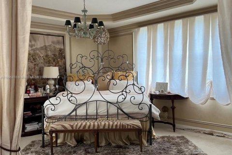 Villa ou maison à louer à West Palm Beach, Floride: 5 chambres, 362.69 m2 № 1933272 - photo 11