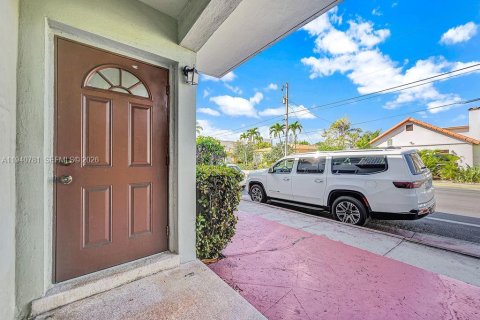 Купить кондоминиум в Майами-Бич, Флорида 1 спальня, 51.56м2, № 1997994 - фото 15