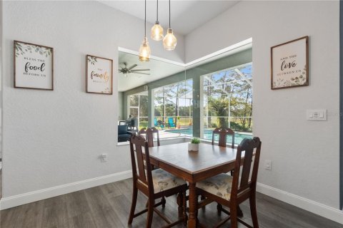 Casa en venta en Weeki Wachee, Florida, 3 dormitorios, 239.32 m2 № 1894720 - foto 21