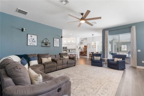 Casa en venta en Weeki Wachee, Florida, 3 dormitorios, 239.32 m2 № 1894720 - foto 15