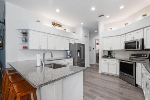 Casa en venta en Weeki Wachee, Florida, 3 dormitorios, 239.32 m2 № 1894720 - foto 20
