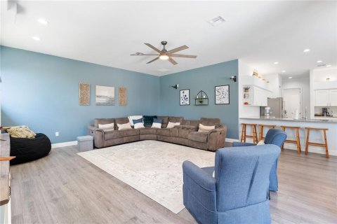 Casa en venta en Weeki Wachee, Florida, 3 dormitorios, 239.32 m2 № 1894720 - foto 14