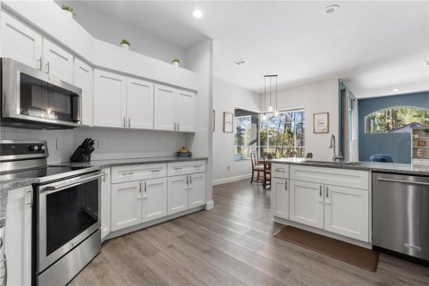 Casa en venta en Weeki Wachee, Florida, 3 dormitorios, 239.32 m2 № 1894720 - foto 19