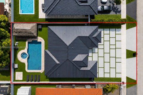 Купить виллу или дом в Майами, Флорида 3 спальни, 153.75м2, № 2240661 - фото 9