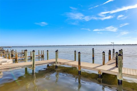Condo in Englewood, Florida, 2 bedrooms  № 1733895 - photo 21