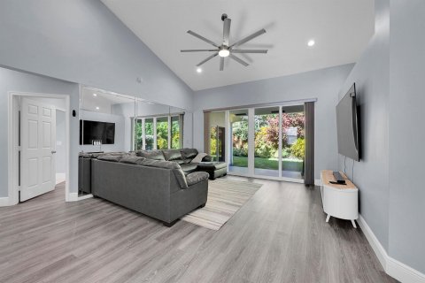 Villa ou maison à vendre à Coral Springs, Floride: 3 chambres, 212 m2 № 2387956 - photo 19