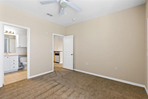 Condominio en venta en Maitland, Florida, 2 dormitorios, 97.36 m2 № 2155909 - foto 13