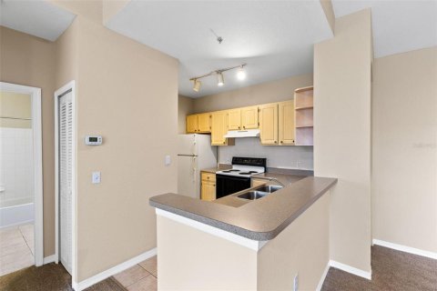 Condominio en venta en Maitland, Florida, 2 dormitorios, 97.36 m2 № 2155909 - foto 7