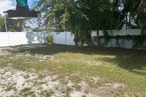 Casa en alquiler en Saint Petersburg, Florida, 3 dormitorios, 149.2 m2 № 1819426 - foto 15