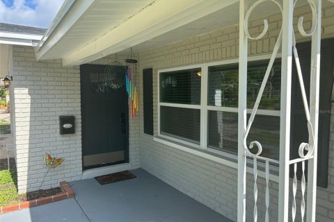 Casa en alquiler en Saint Petersburg, Florida, 3 dormitorios, 149.2 m2 № 1819426 - foto 2