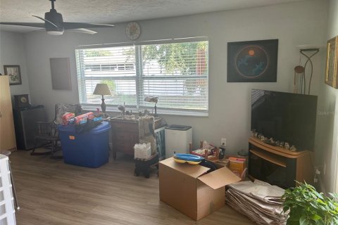 Casa en alquiler en Saint Petersburg, Florida, 3 dormitorios, 149.2 m2 № 1819426 - foto 4