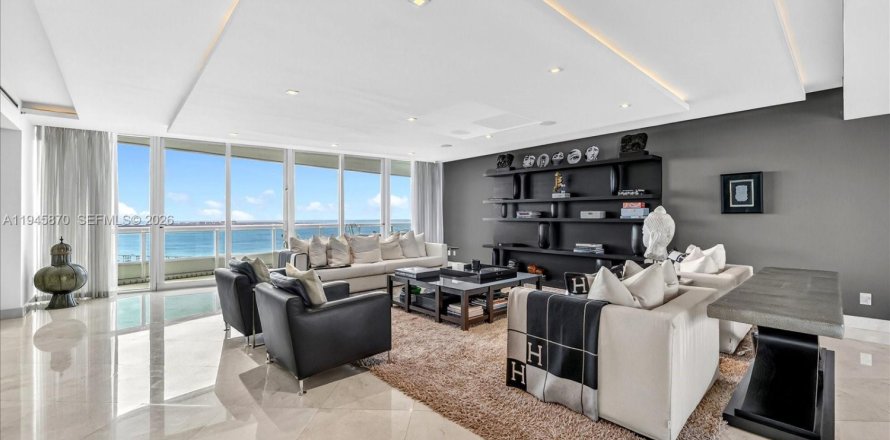 Condo à Miami, Floride, 4 chambres  № 2004278