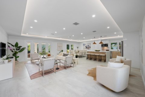 House in Palmetto Bay, Florida 5 bedrooms, 282.89 sq.m. № 2003985 - photo 19