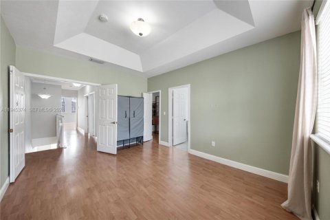 Townhouse in Doral, Florida 3 bedrooms, 152.55 sq.m. № 2002701 - photo 11