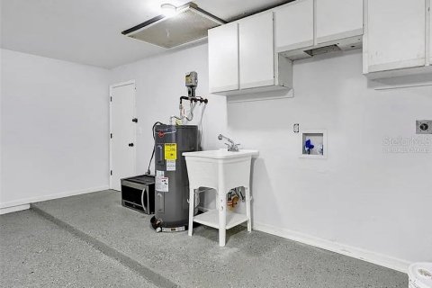 Villa ou maison à vendre à Port Charlotte, Floride: 2 chambres, 113.81 m2 № 2109398 - photo 25