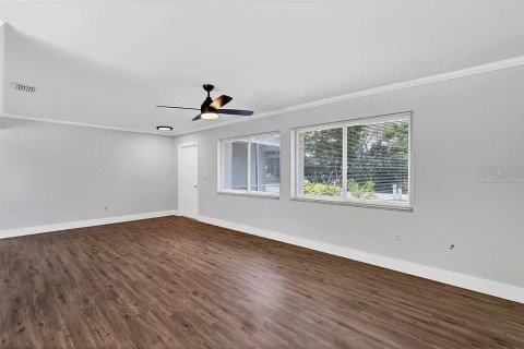 Villa ou maison à vendre à Port Charlotte, Floride: 2 chambres, 113.81 m2 № 2109398 - photo 5