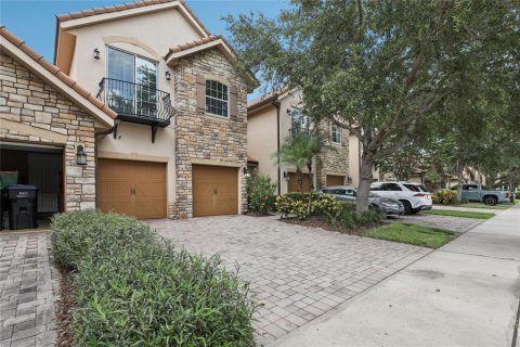 Touwnhouse à vendre à Orlando, Floride: 4 chambres, 189.52 m2 № 1795022 - photo 1