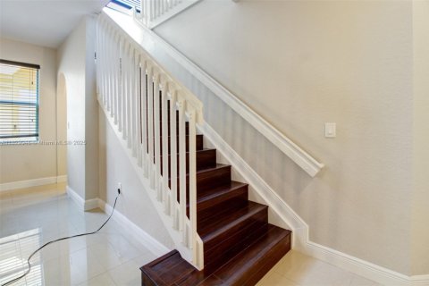 Villa ou maison à vendre à Homestead, Floride: 5 chambres, 193.05 m2 № 1786500 - photo 7