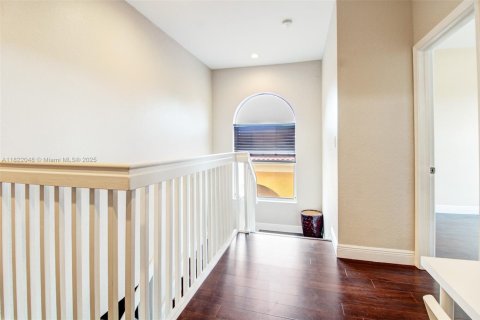 Villa ou maison à vendre à Homestead, Floride: 5 chambres, 193.05 m2 № 1786500 - photo 25