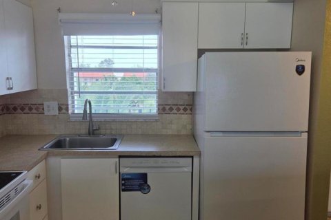 Copropriété à vendre à Sunrise, Floride: 1 chambre, 61.97 m2 № 2180200 - photo 4